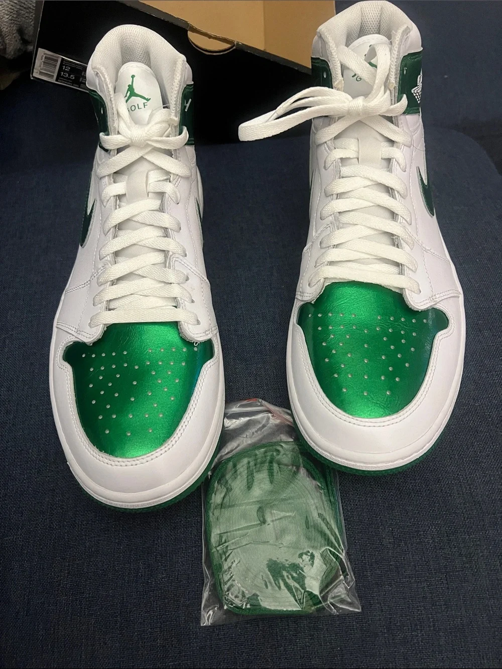 Air Jordan 1 High Golf in Metallic Green